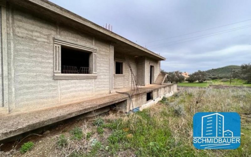 Petrokefali Unfertiges Einfamilienhaus auf einzigartigem Grundstück Haus kaufen